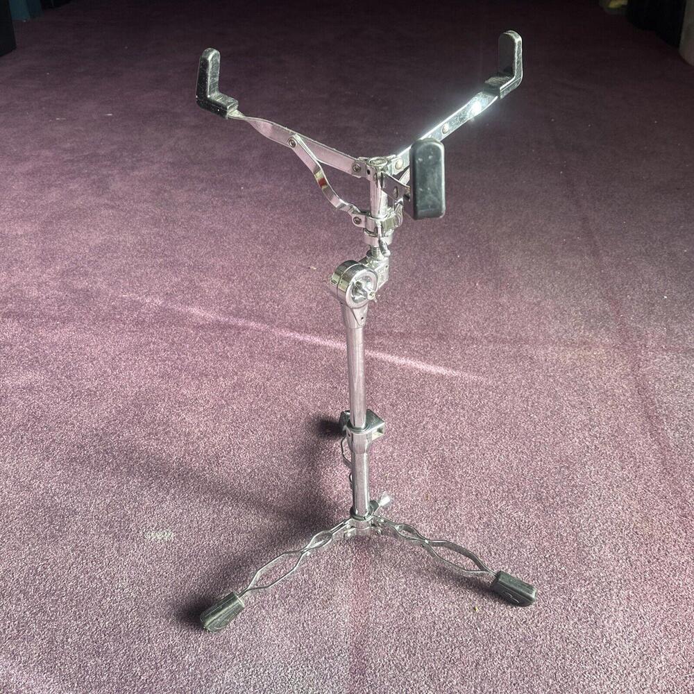 Pearl Heavy Duty Expandable Snare Drum Stand, 10 - 16 Inch Capacity, Foot Claws